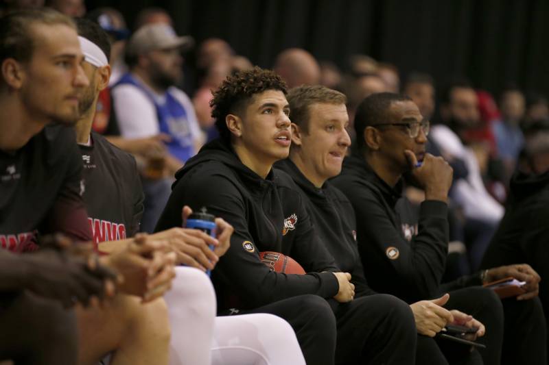 NBA ra quyết định chưa từng có tiền lệ về LaMelo Ball