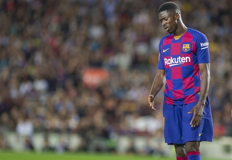 Messi đã cố gắng cứu Dembele khỏi nhận thẻ đỏ vì... kém ngoại ngữ