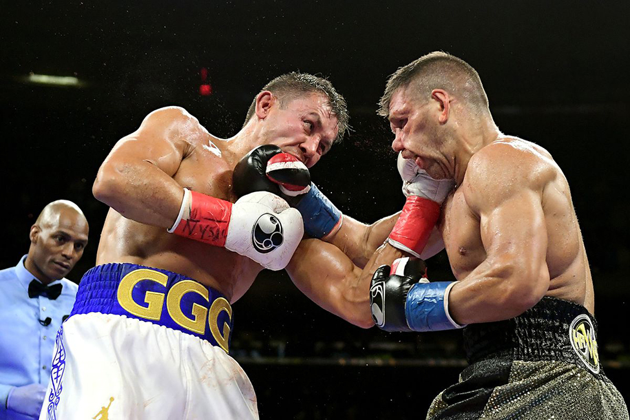 Gennady ‘Triple G’ Golovkin và tình cảnh sau trận đấu với Derevyanchenko Gennady ‘Triple G’ Golovkin và tình cảnh sau trận đấu với Derevyanchenko