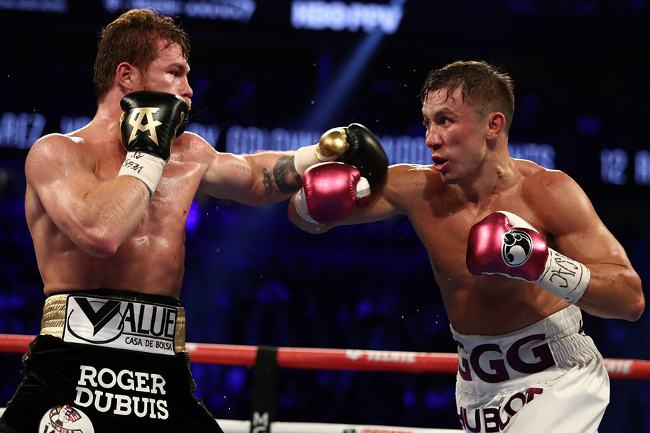 Gennady ‘Triple G’ Golovkin và tình cảnh sau trận đấu với Derevyanchenko Gennady ‘Triple G’ Golovkin và tình cảnh sau trận đấu với Derevyanchenko