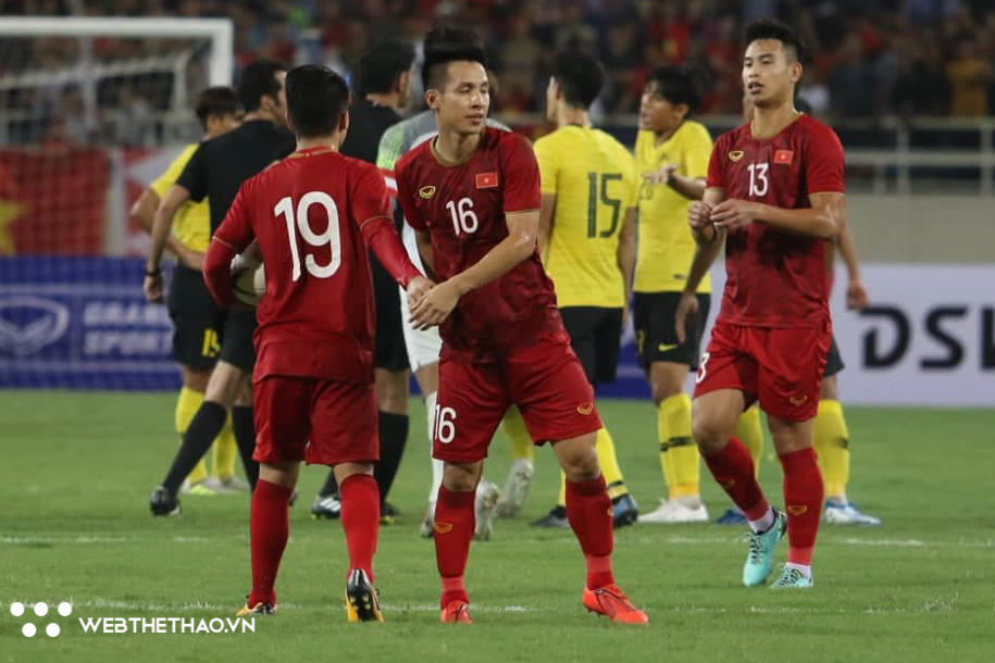 Bảng xếp hạng FIFA tháng 10: Việt Nam rơi ra ngoài Top 100 nếu không thắng Indonesia