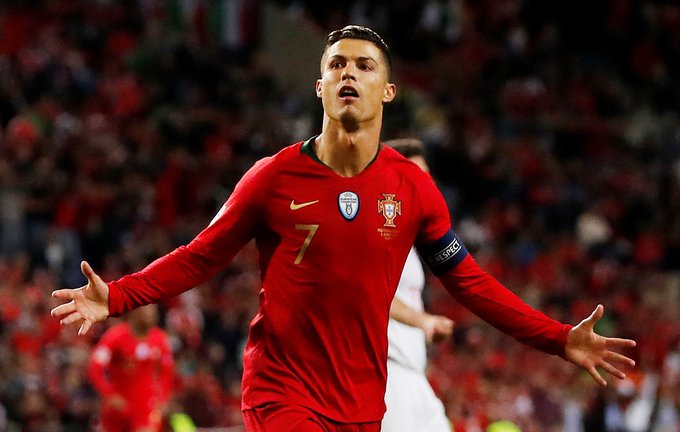 Ronaldo ghi bàn thứ 699, tiến gần đến kỷ lục của Ali Daei