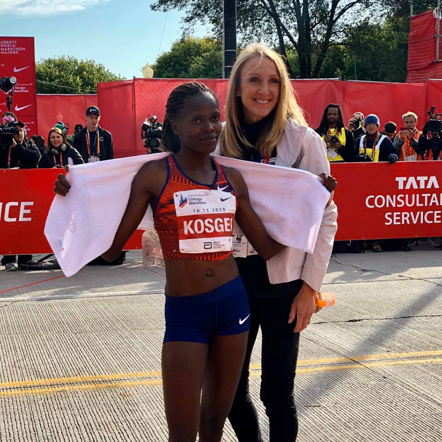 Nữ VĐV Kenya 25 tuổi phá kỷ lục thế giới marathon tồn tại 16 năm