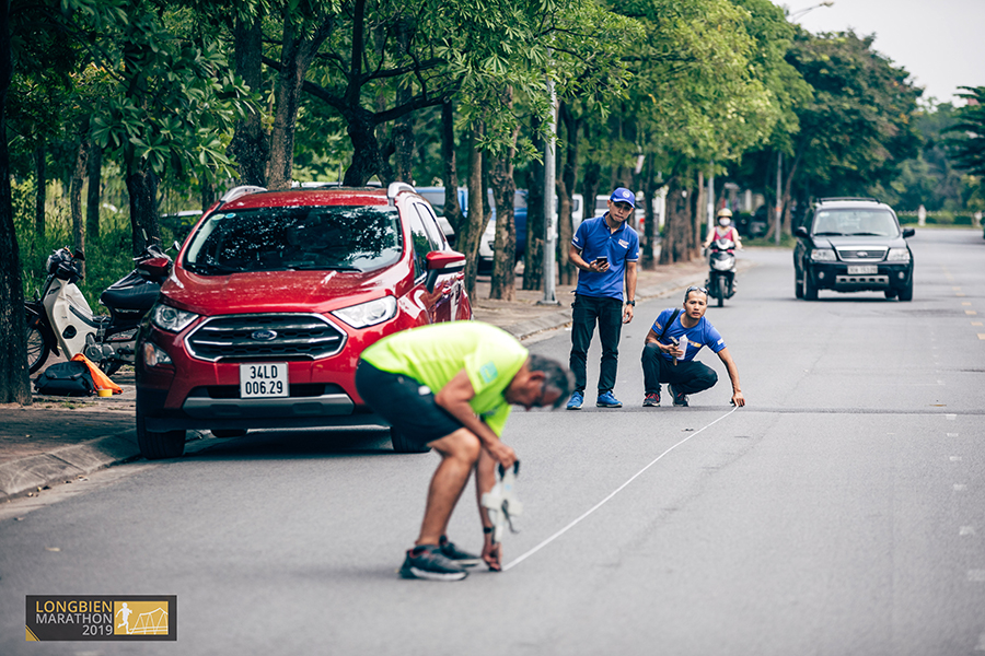 PCT AIMS đến Hà Nội đo đường Longbien Marathon, xem Kipchoge “phá rào 2 giờ” PCT AIMS đến Hà Nội đo đường Longbien Marathon, xem Kipchoge “phá rào 2 giờ”