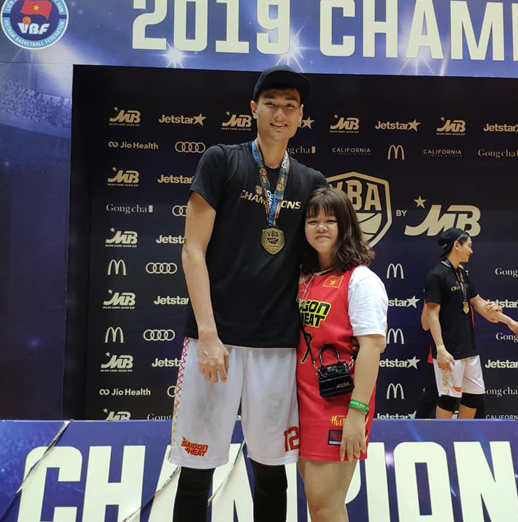 Chuyện tình đôi đũa lệch của VĐV SEA Games cao nhất Việt Nam