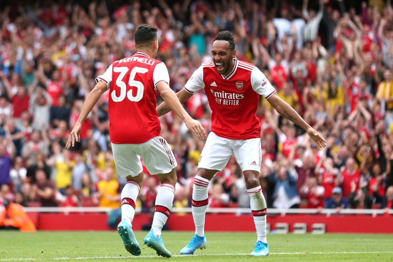 Tiết lộ về sự giúp đỡ của Aubameyang với các ngôi sao trẻ Arsenal