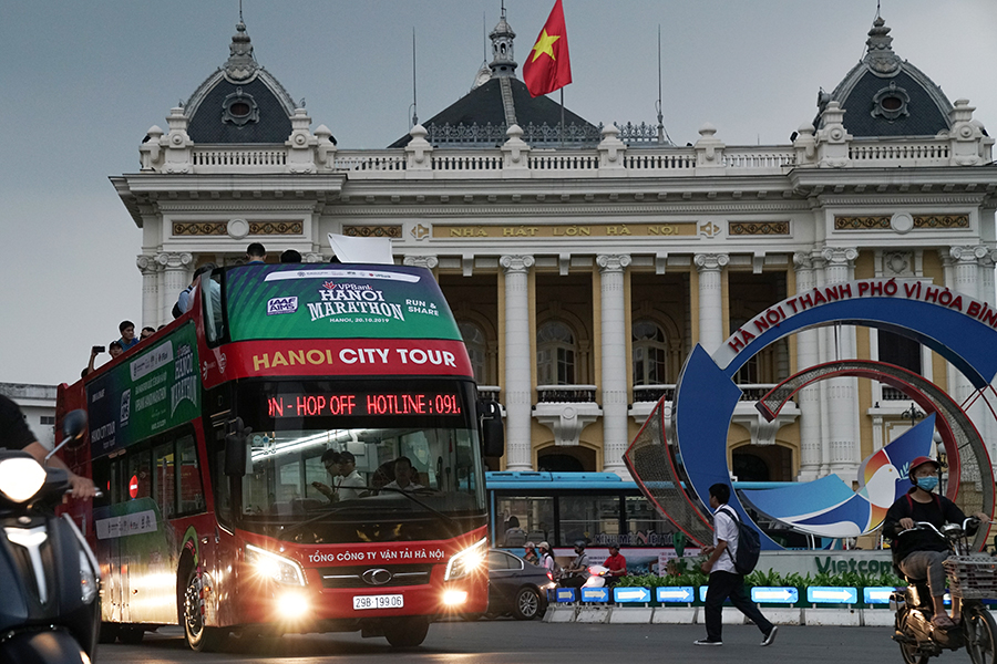 VPBank Hanoi Marathon 2019 họp báo trên xe buýt hai tầng độc đáo VPBank Hanoi Marathon 2019 họp báo trên xe buýt hai tầng độc đáo