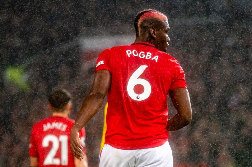 MU sốc khi cả hai ngôi sao đều ngồi ngoài ở trận gặp Liverpool