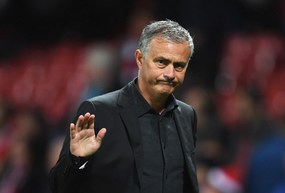 GAM bị loại cay đắng: Tinikun, Mourinho và Park Hang-seo