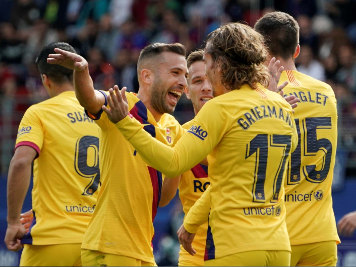 Bảng xếp hạng La Liga vòng 9: Gay cấn cuộc đua Barca - Real Madrid, bất ngờ với top 4