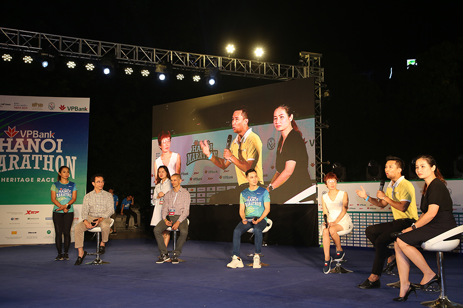 VPBank Hanoi Marathon 2019 khai mạc với tinh thần một sự kiện thể thao lớn VPBank Hanoi Marathon 2019 khai mạc với tinh thần một sự kiện thể thao lớn