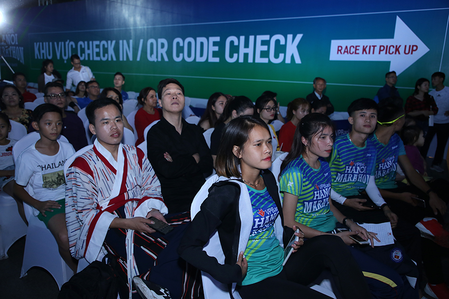 VPBank Hanoi Marathon 2019 khai mạc với tinh thần một sự kiện thể thao lớn VPBank Hanoi Marathon 2019 khai mạc với tinh thần một sự kiện thể thao lớn