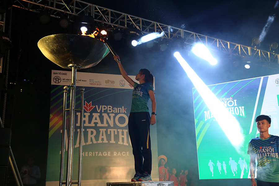VPBank Hanoi Marathon 2019 khai mạc với tinh thần một sự kiện thể thao lớn VPBank Hanoi Marathon 2019 khai mạc với tinh thần một sự kiện thể thao lớn