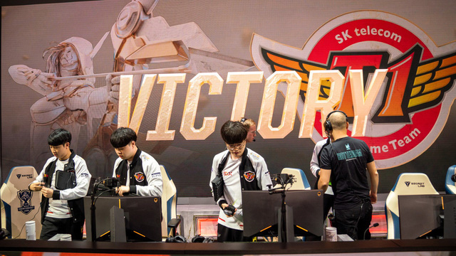 Lịch thi đấu vòng bảng CKTG 2019 ngày 7 (19/10): Ai cản SKT?