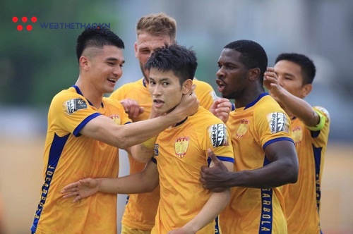 Thanh Hóa FC trước nguy cơ xuống hạng: Vướng từ trên xuống dưới!