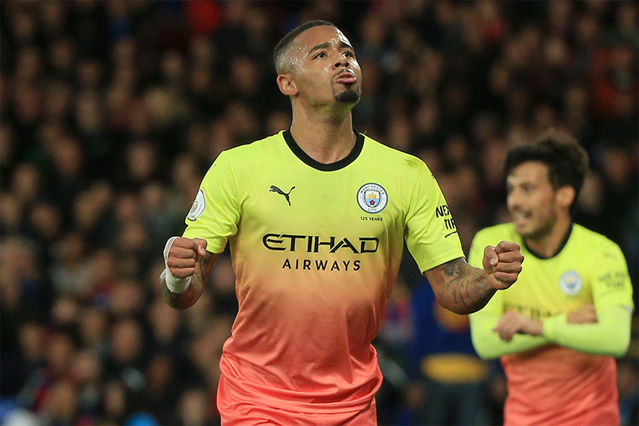 Jesus và Silva nổ súng, Man City tiếp tục bám đuổi Liverpool