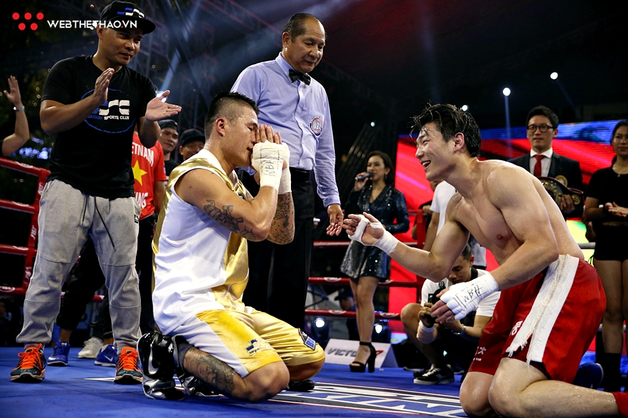 Victory 8 Boxing Huyền Thoại Hoàn Kiếm - Trương Đình Hoàng giật đai WBA