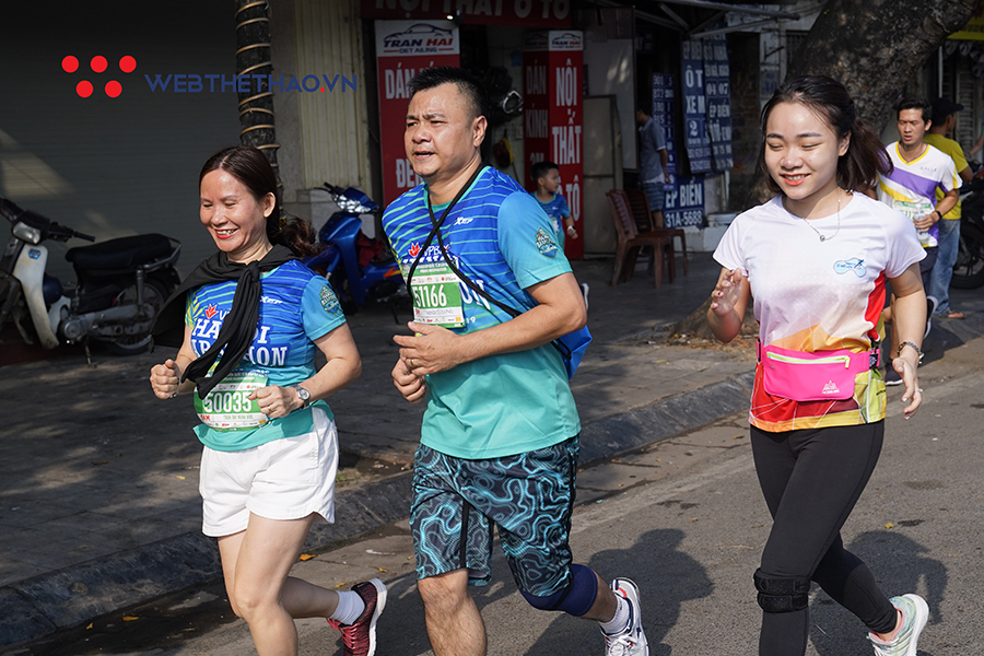 Danh hài Tự Long, ca sĩ Tuấn Hưng và dàn sao “quẩy tung” VHM 2019 Danh hài Tự Long, ca sĩ Tuấn Hưng và dàn sao “quẩy tung” VHM 2019