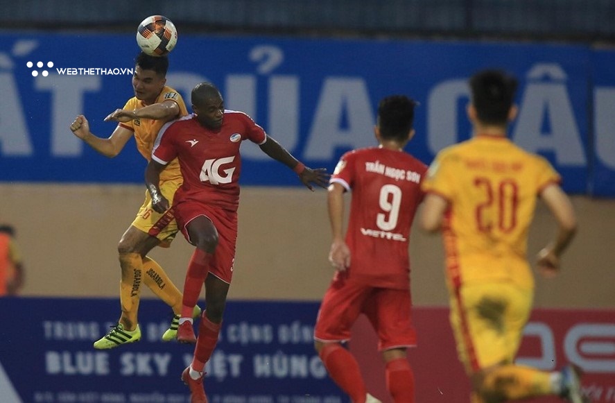 Đua trụ hạng V.League 2019: Từ nhóm 6 thành song mã