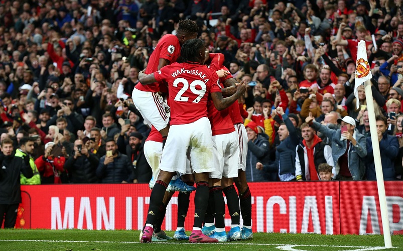 MU tung đội hình trẻ nhất lịch sử đấu Liverpool trên sân Old Trafford