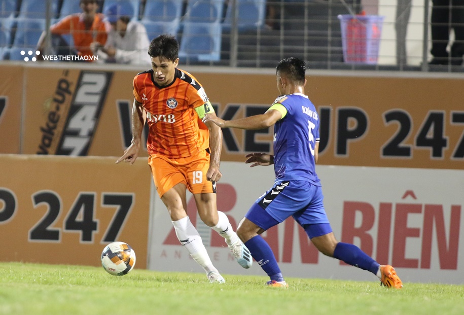 Bốn đội ở V.League 2019 giành huy chương đồng trong trường hợp nào?