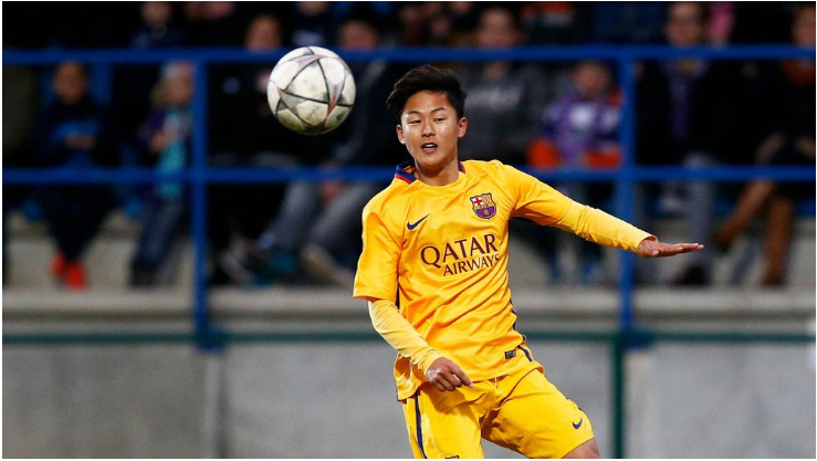 Lee Seung-woo chịu cảnh bi đát hơn Công Phượng trong màu áo Sint-Truidense