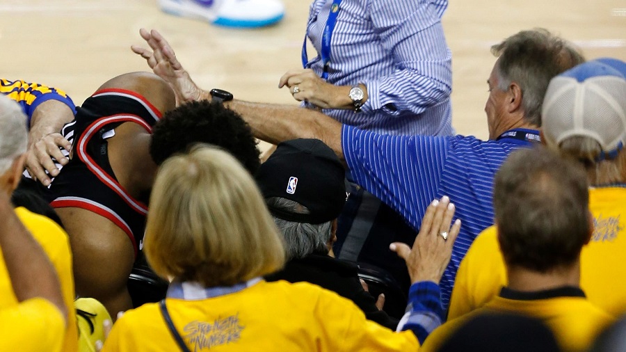 NBA thắt chặt luật lệ, bảo vệ cầu thủ trước sự công kích của NHM