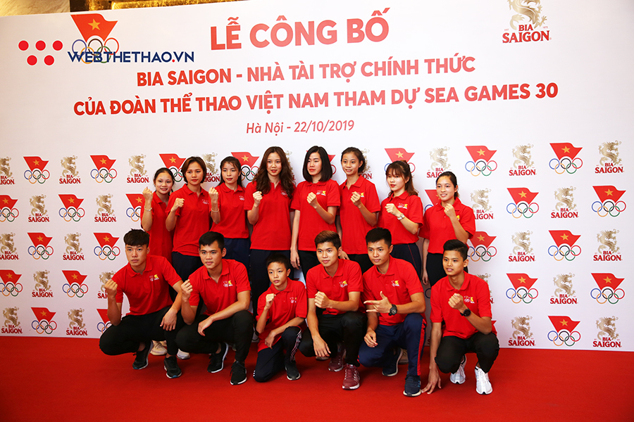 Khi thầy trò tuyển điền kinh Việt Nam rủ nhau đi chạy giải phong trào Khi thầy trò tuyển điền kinh Việt Nam rủ nhau đi chạy giải phong trào