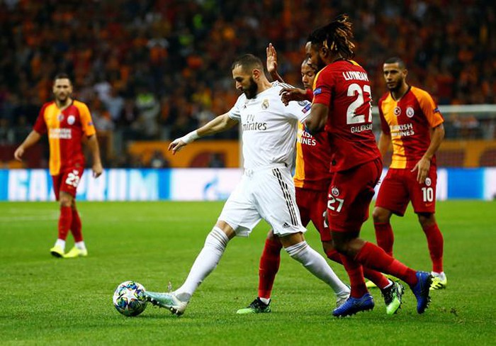 Real Madrid thắng Galatasaray với hàng công tệ khó tin