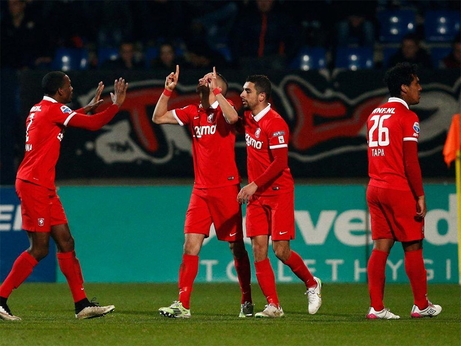 Soi kèo Twente Enschede vs FC Emmen 01h00, ngày 26/10 (VĐQG Hà Lan)
