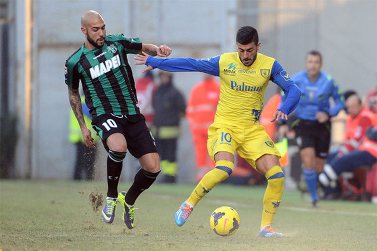 Soi kèo Verona vs Sassuolo 01h45, ngày 26/10 (VĐQG Italia)