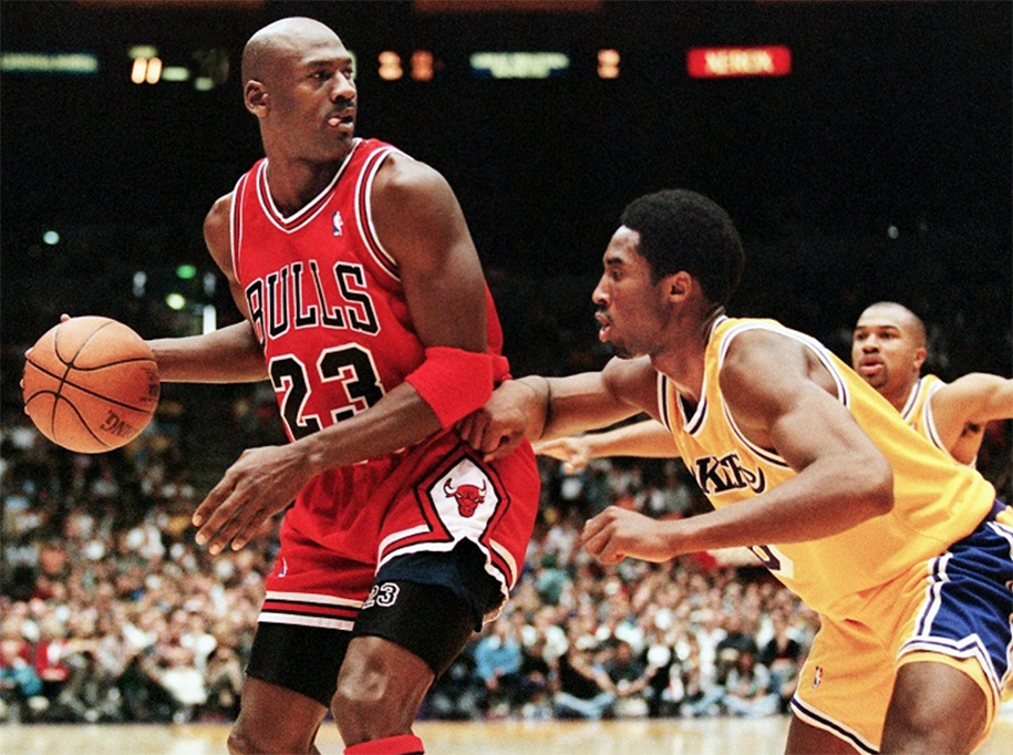 Bị Michael Jordan “chê chưa đủ trình” làm huyền thoại, Stephen Curry đáp lại ra sao? Bị Michael Jordan “chê chưa đủ trình” làm huyền thoại, Stephen Curry đáp lại ra sao?