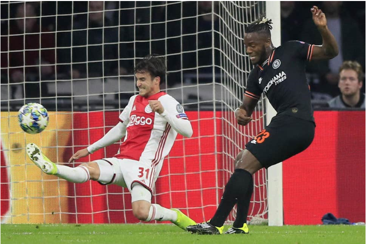 Ajax mất ngôi đầu trước Chelsea, Inter hạ Dortmund dễ dàng