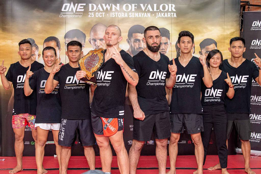 Tổ hợp sự kiện MMA đổ bộ cuối tuần 3 tháng 10 Tổ hợp sự kiện MMA đổ bộ cuối tuần 3 tháng 10