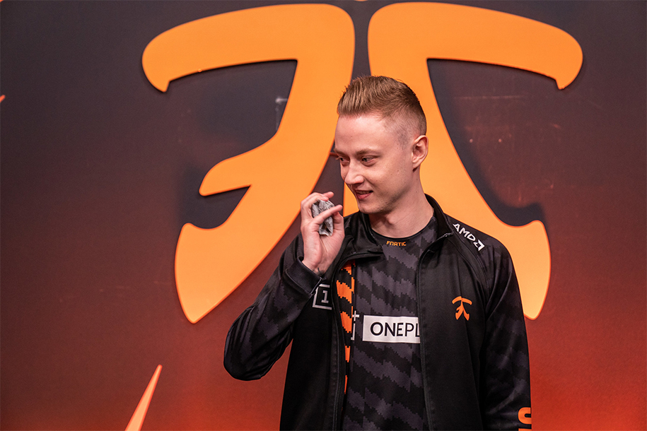 FPX vs FNC (Tứ kết CKTG 2019): Khác biệt ở Rekkles?