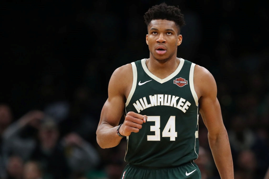 Giannis Antetokounmpo dẹp tin đồn, khẳng định trung thành với Milwaukee Bucks