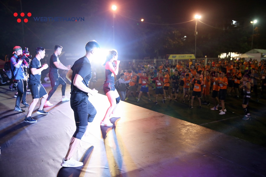 Longbien Marathon 2019 khai cuộc sôi động trong sáng thu Hà Nội Longbien Marathon 2019 khai cuộc sôi động trong sáng thu Hà Nội