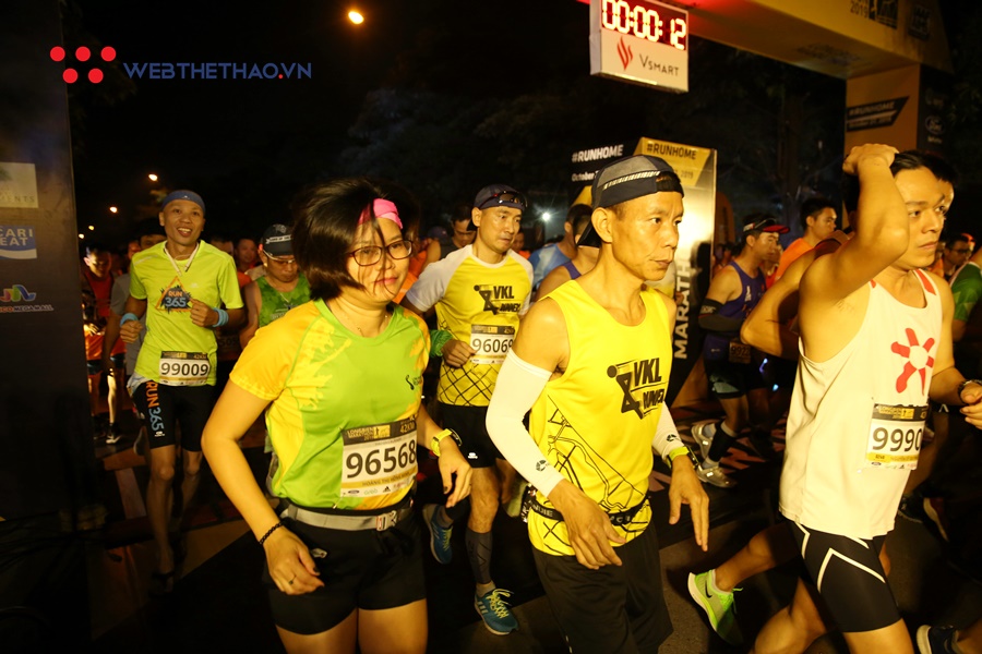 Longbien Marathon 2019 khai cuộc sôi động trong sáng thu Hà Nội Longbien Marathon 2019 khai cuộc sôi động trong sáng thu Hà Nội