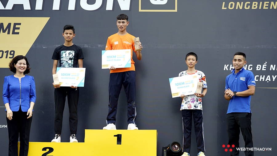 VĐV “chuẩn Boston Marathon vượt qua tuyển thủ SEA Games để vô địch Longbien Marathon 2019