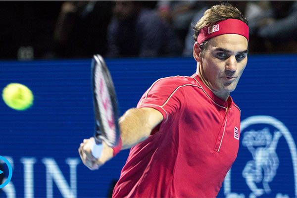 Federer tiến gần ngôi vô địch Swiss Indoors Basel thứ 10