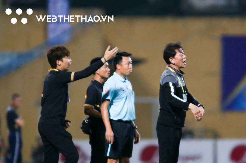 HLV TP. HCM nói gì sau tình huống Omar ghi bàn gây tranh cãi?