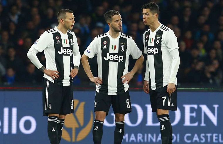 Juventus ra quyết định về quyền sút phạt cho Ronaldo và Pjanic