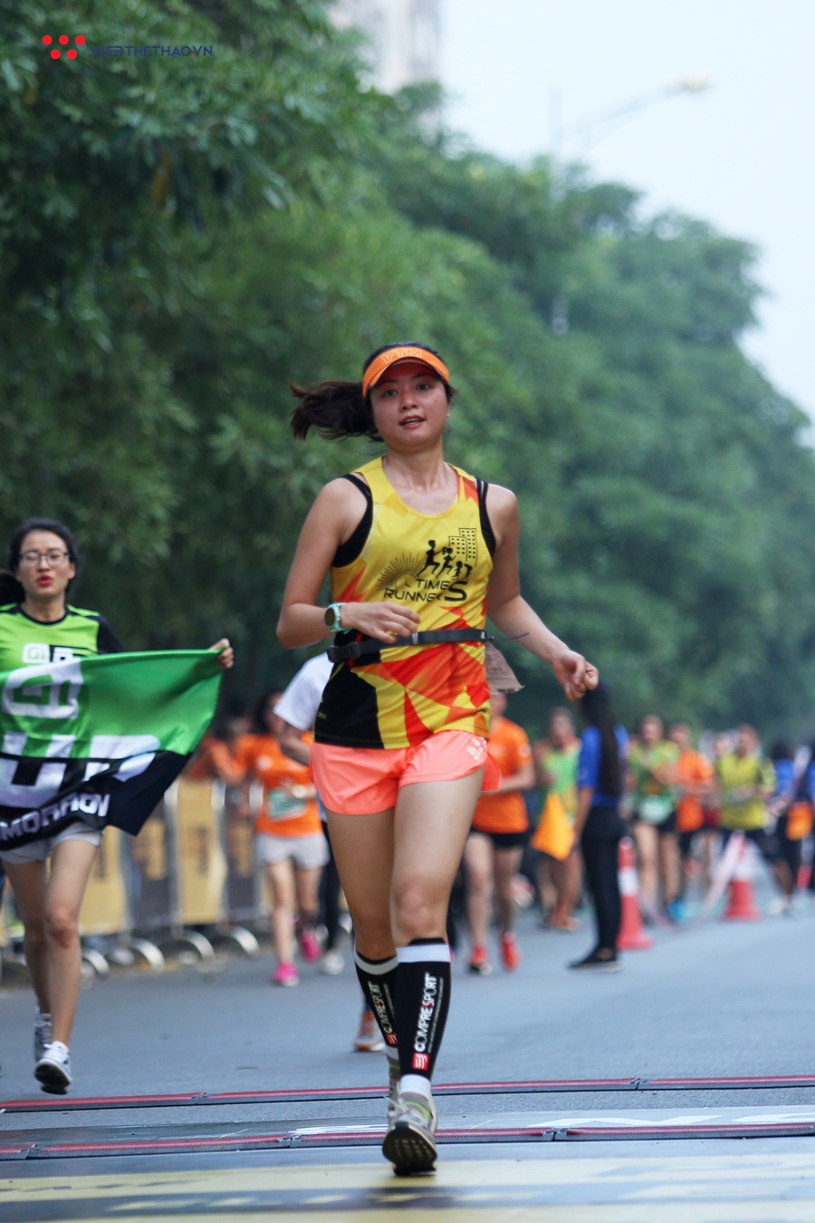 Những người “gọi nắng về đốt cháy” đường đua Longbien Marathon 2019 Những người “gọi nắng về đốt cháy” đường đua Longbien Marathon 2019