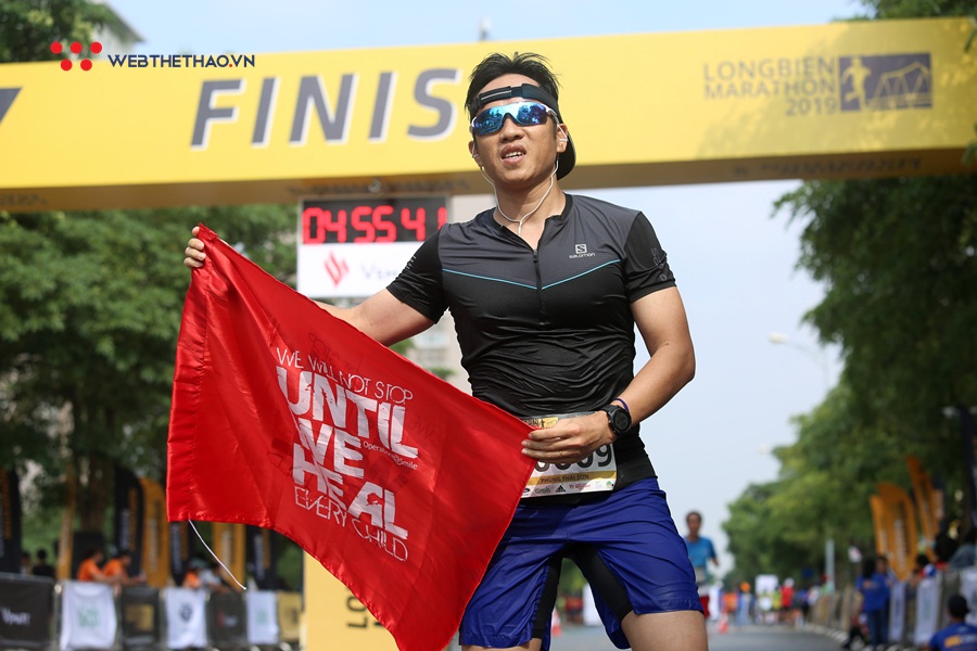 Những người “gọi nắng về đốt cháy” đường đua Longbien Marathon 2019 Những người “gọi nắng về đốt cháy” đường đua Longbien Marathon 2019