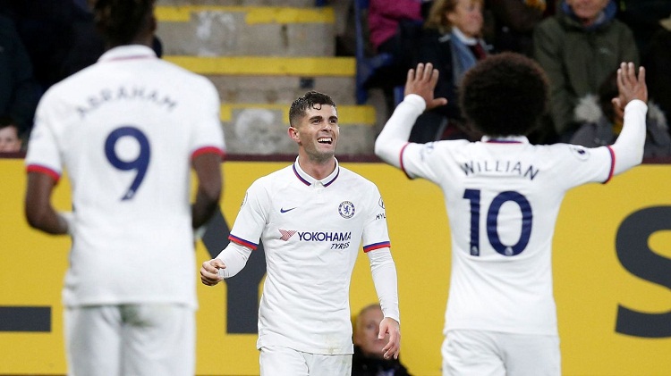 CĐV Chelsea "troll" MU không có nhiều hat-trick bằng Pulisic