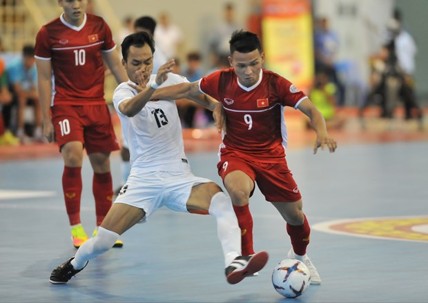 Hai tuyển thủ futsal Việt Nam được mời sang Nhật chơi bóng