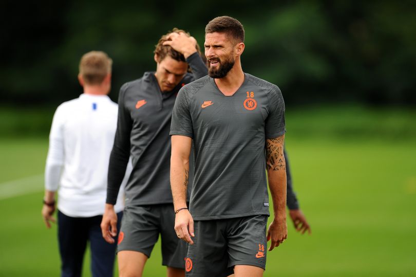Chelsea xếp đội hình gặp MU đi ngược truyền thống ở Carabao Cup