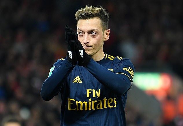 Mesut Ozil đưa ra bằng chứng về tác động mạnh mẽ đối với Arsenal