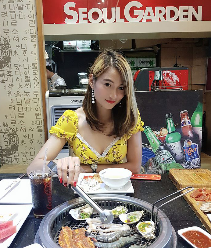 Có số đo 3 vòng như người mẫu, hoa khôi điền kinh Nguyễn Thị Oanh càng thêm yêu đường chạy Có số đo 3 vòng như người mẫu, hoa khôi điền kinh Nguyễn Thị Oanh càng thêm yêu đường chạy