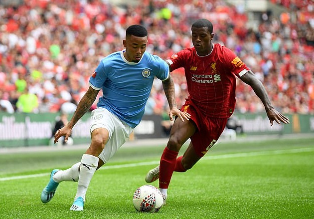 Liverpool phải giải trình việc "tấn công" hệ thống tuyển mộ của Man City